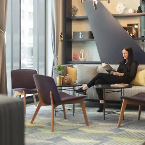 - The Niu, Yen By Ihg Hotel Hambourg